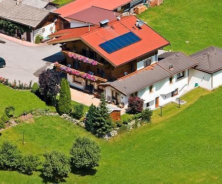 Pension Klampferer Neustift im Stubaital Esterno foto