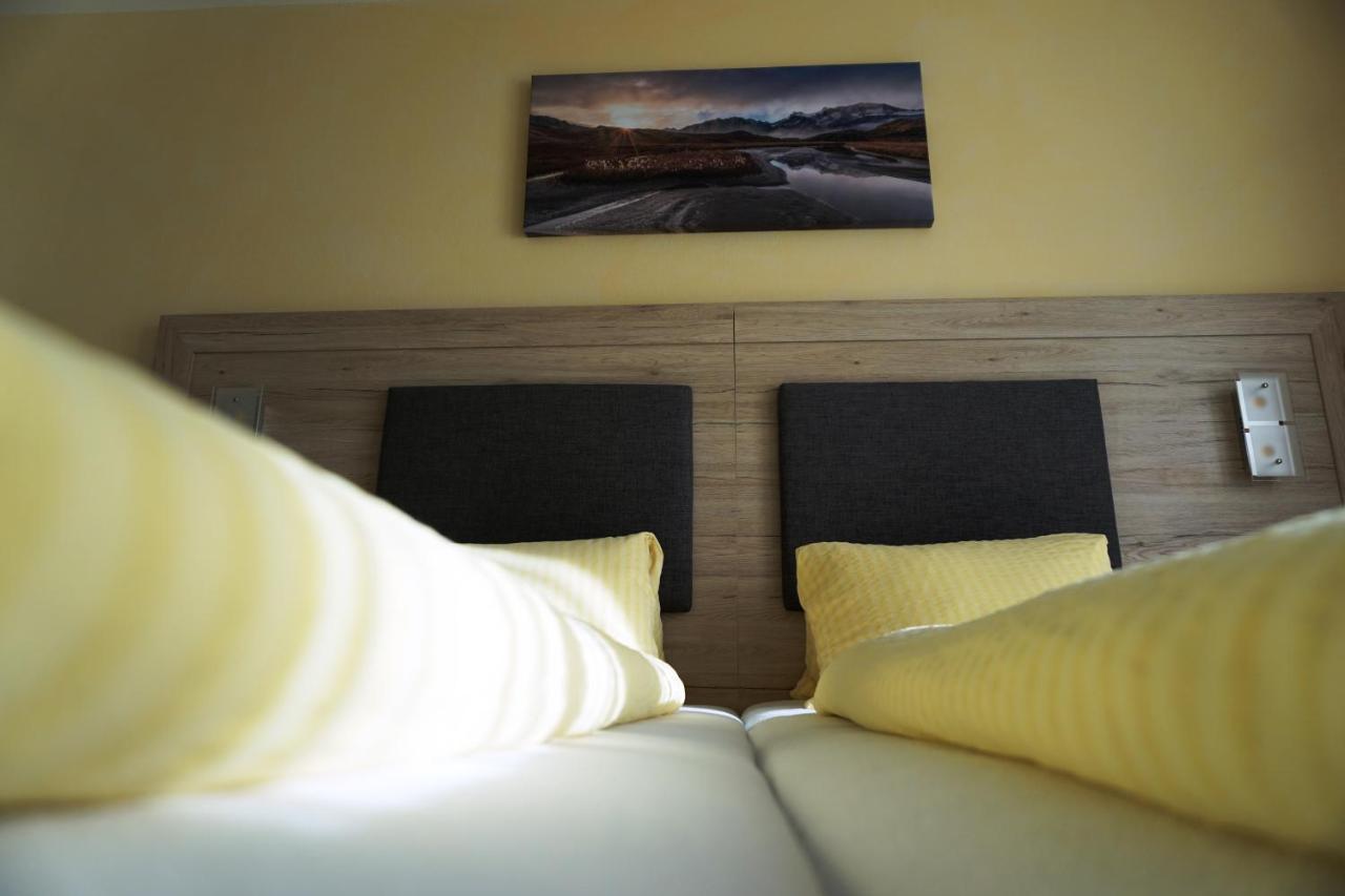 Pension Klampferer Neustift im Stubaital Esterno foto