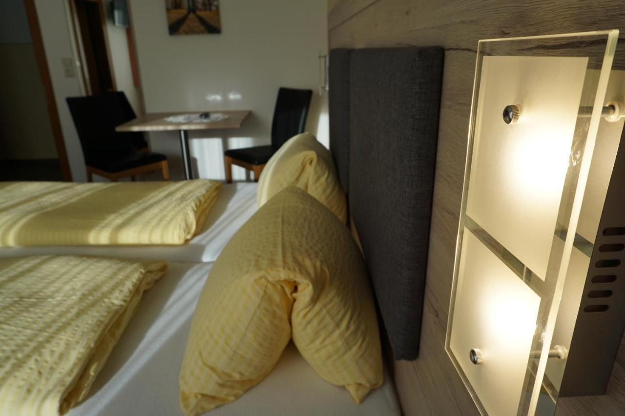 Pension Klampferer Neustift im Stubaital Esterno foto